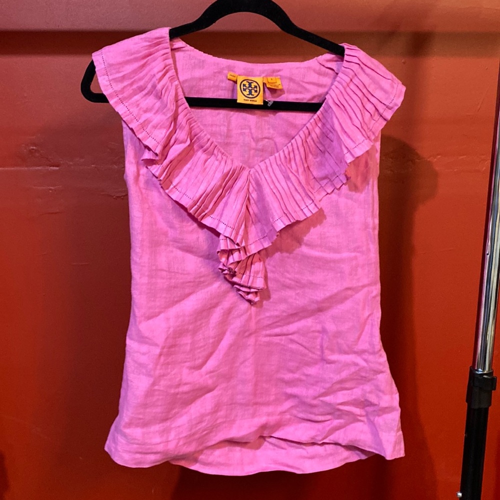 Tory Burch 100% linen v-neck shirt with ruffle